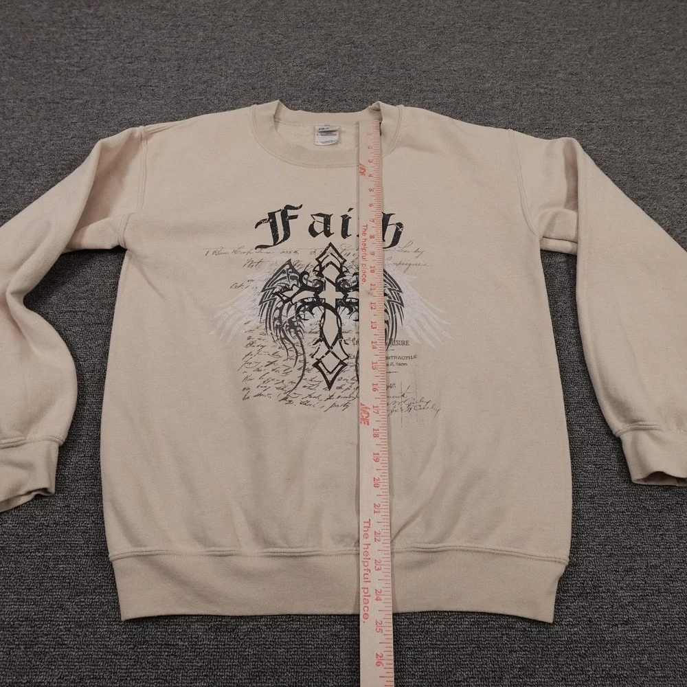 Gildan Sweatshirt Mens Small Beige Faith Cross‎ Wings Graphic Fleece Pullover